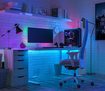 How to Arrange Your Gaming Desk with Light